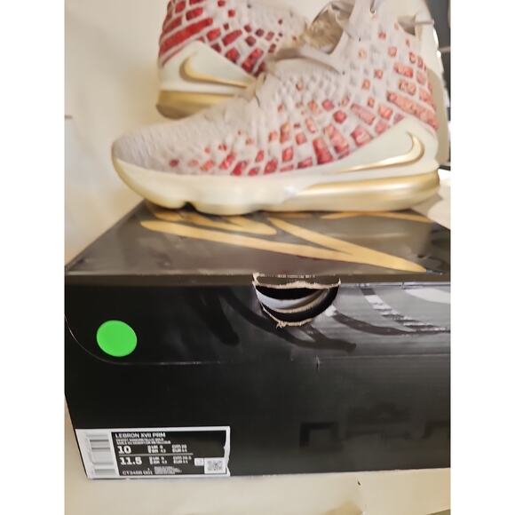 New Nike LeBron XVII 17 CT3466-001 Men’s Size 10 - Picture 1 of 16